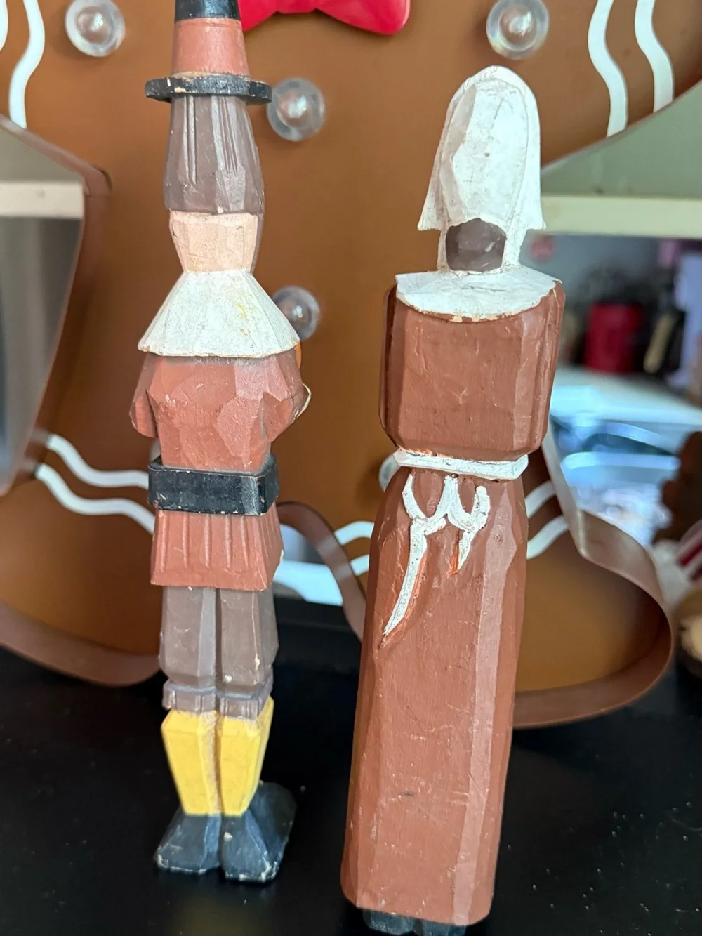Vintage 1984 Handcarved Wooden Pilgrim Man & Woman Thanksgiving Folk Art Figures